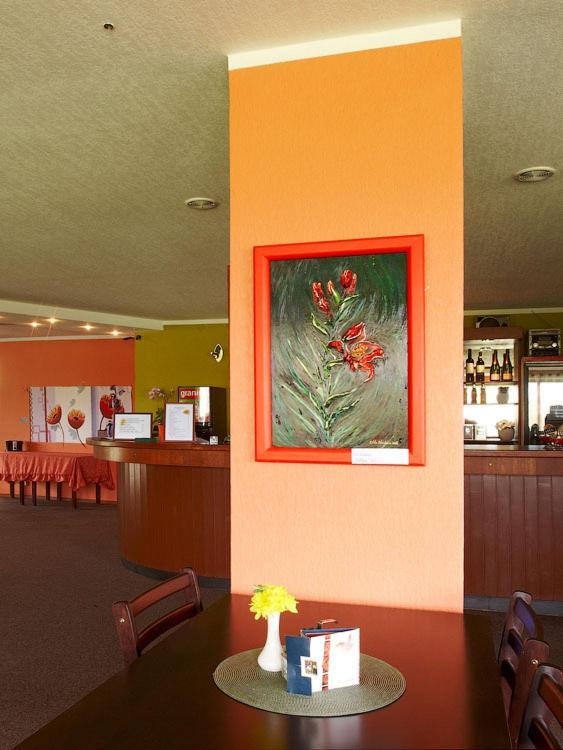 Hotel Talsi Kültér fotó