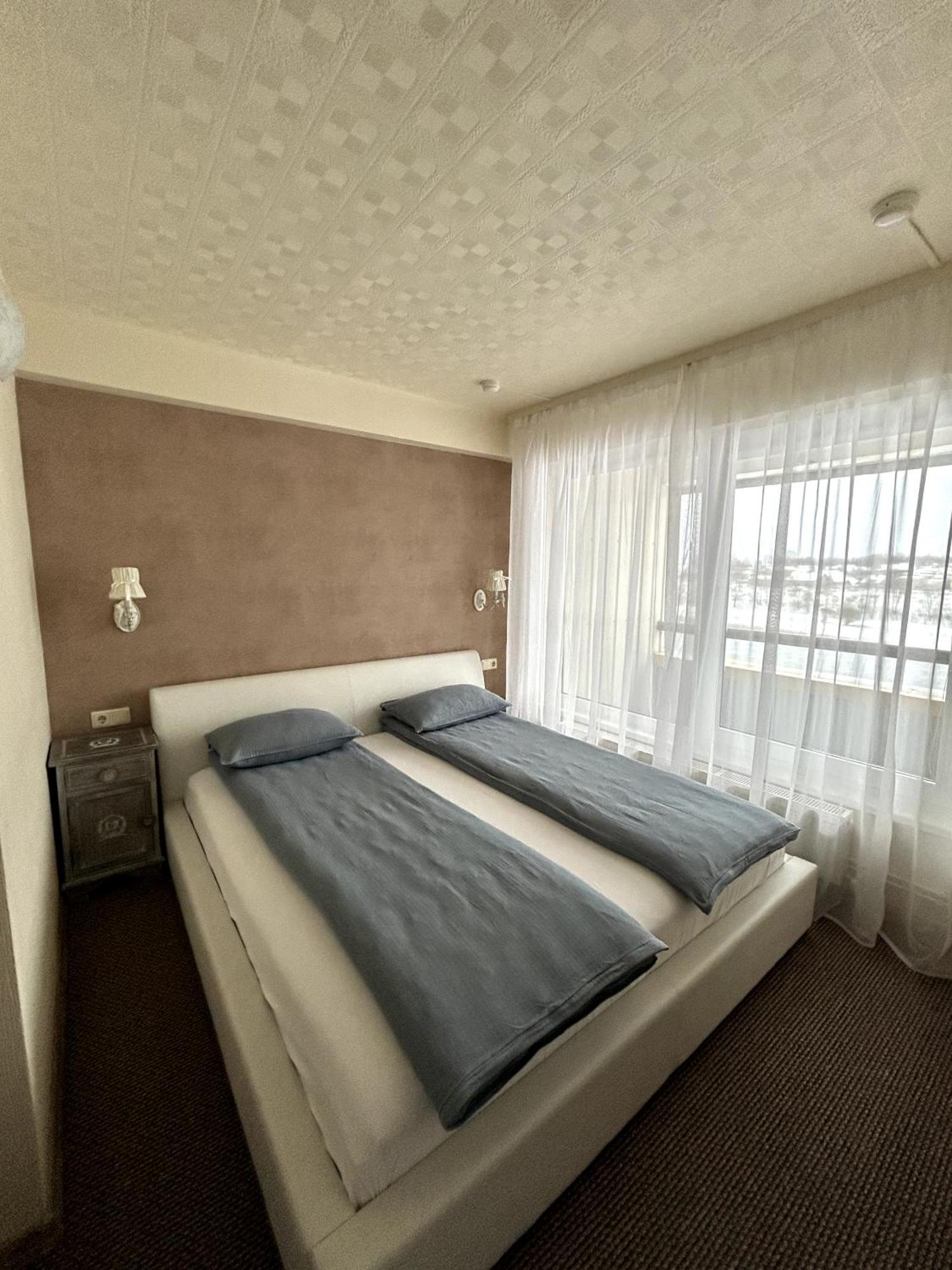 Hotel Talsi Kültér fotó
