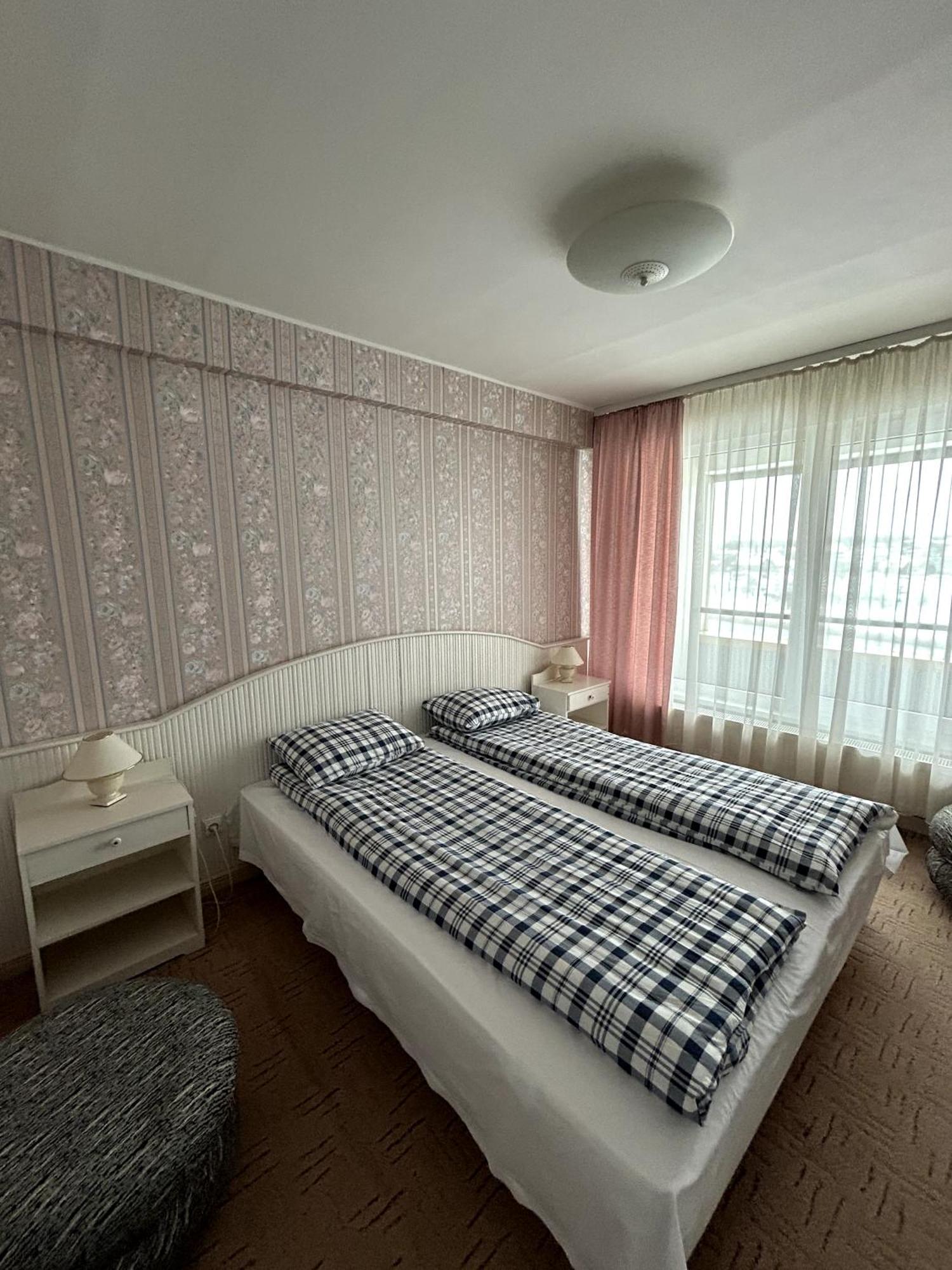 Hotel Talsi Kültér fotó