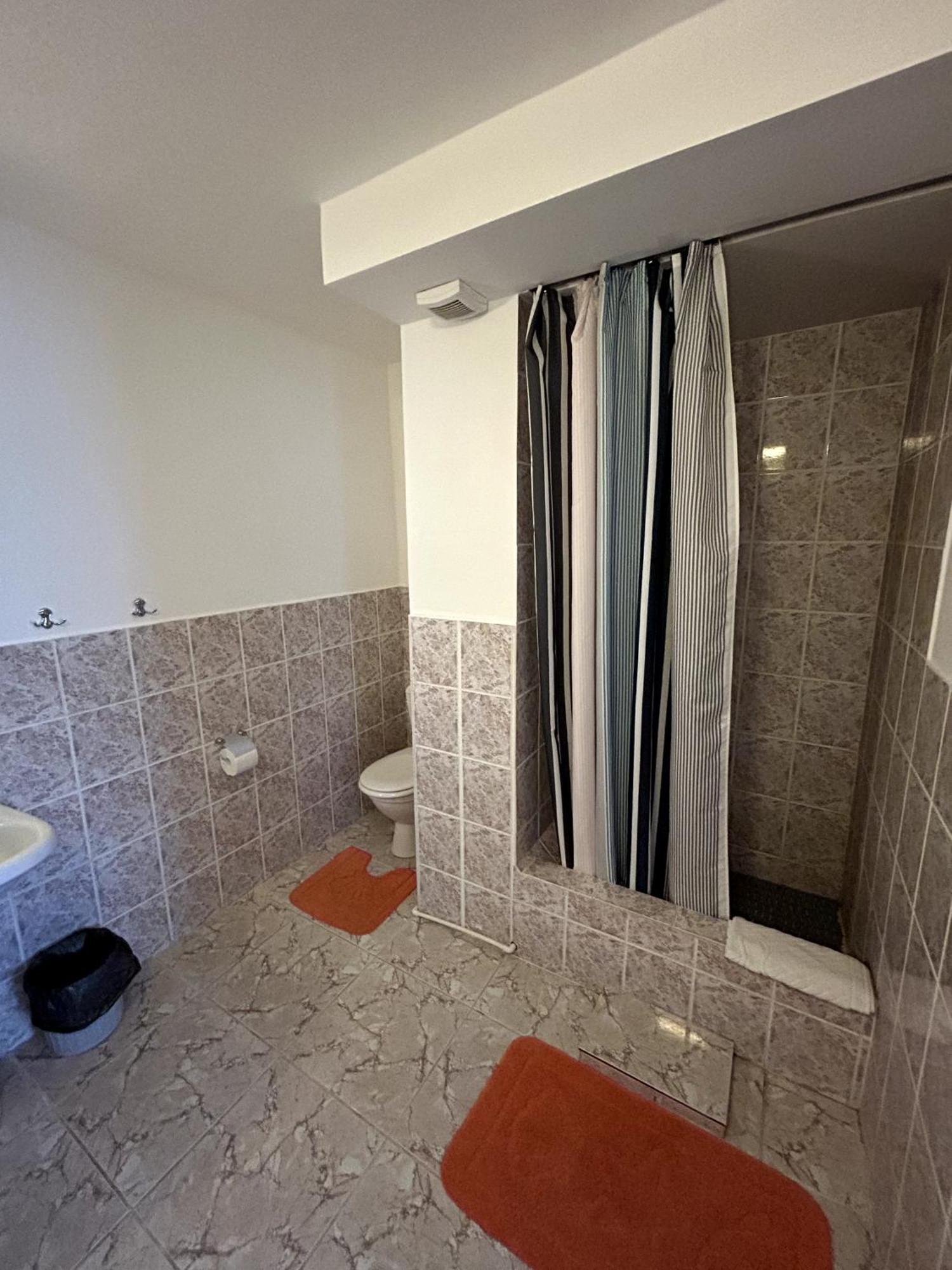 Hotel Talsi Kültér fotó